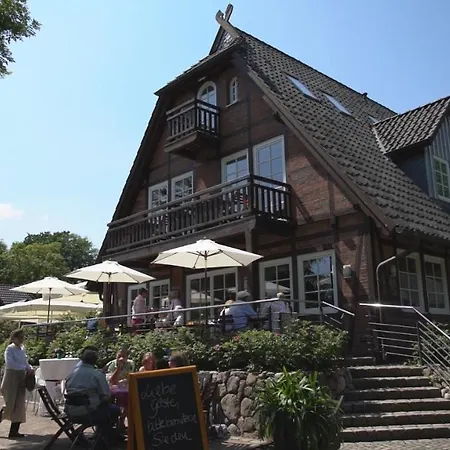 Alster Au-3